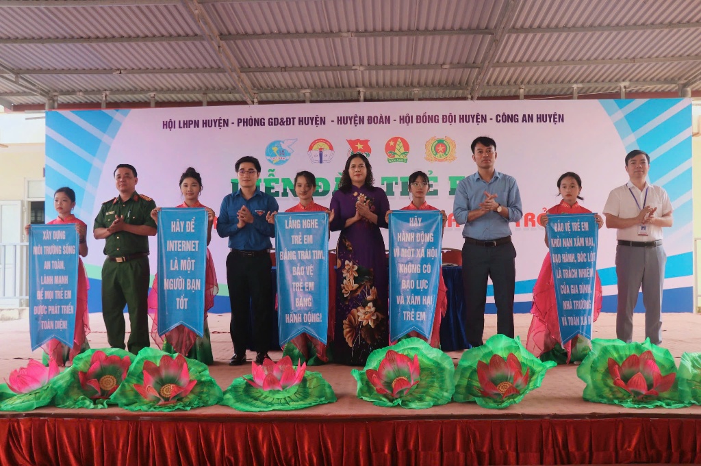 Phụ nữ Sơn Động phối hợp tổ chức Diễn đàn trẻ em  “Luật trẻ em, quyền tham gia của trẻ em”