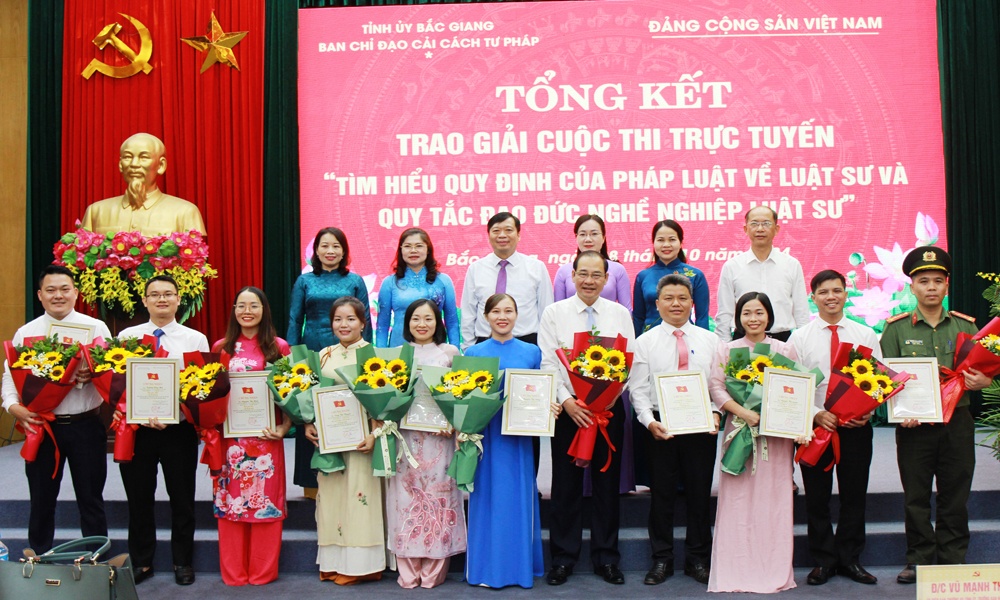 Bắc Giang: Tổng kết, trao giải cuộc thi trực tuyến “Tìm hiểu quy định của pháp luật về luật sư và...