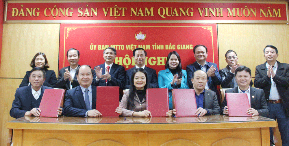 Bắc Giang. MTTQ tỉnh tổ chức triển khai nhiệm vụ công tác mặt trận và ký giao ước thi đua năm 2025.
