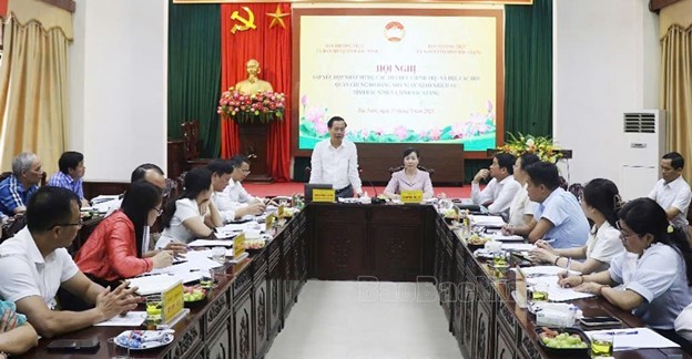 Hội nghị thống nhất dự thảo Đề án sắp xếp, hợp nhất MTTQ, các tổ chức  chính trị - xã hội, các...