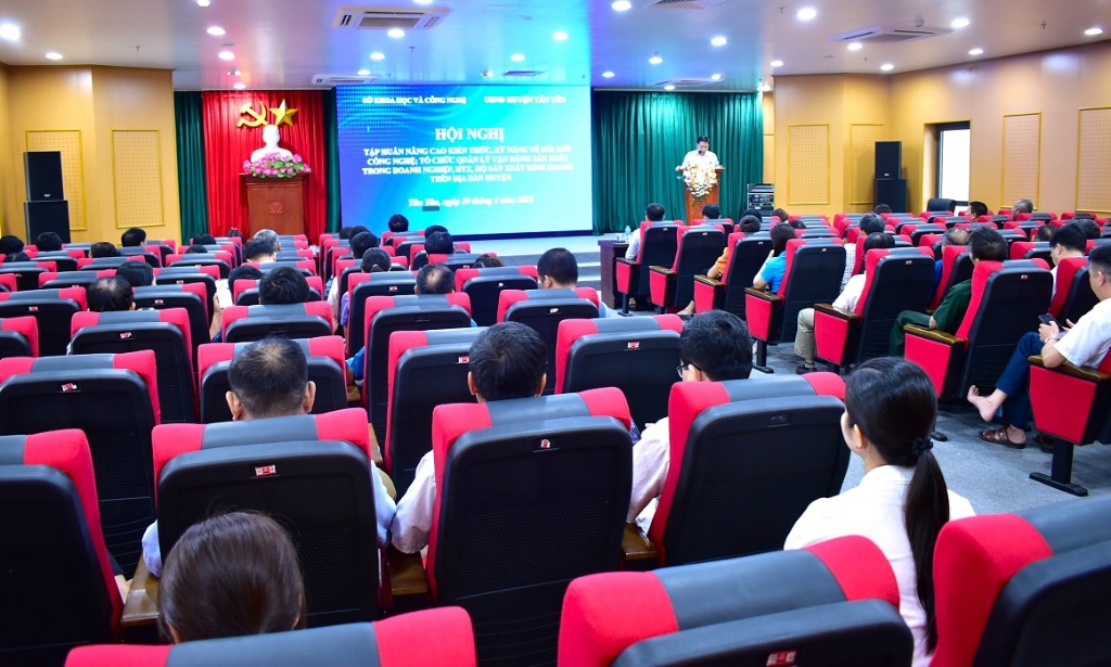 Tập huấn nâng cao kỹ năng về đổi mới công nghệ sản xuất kinh doanh|https://daibieunhandan.bacninh.gov.vn/zh_CN/web/ubnd-xa-lien-son/chi-tiet-tin-tuc/-/asset_publisher/Enp27vgshTez/content/tap-huan-nang-cao-ky-nang-ve-oi-moi-cong-nghe-san-xuat-kinh-doanh/22783