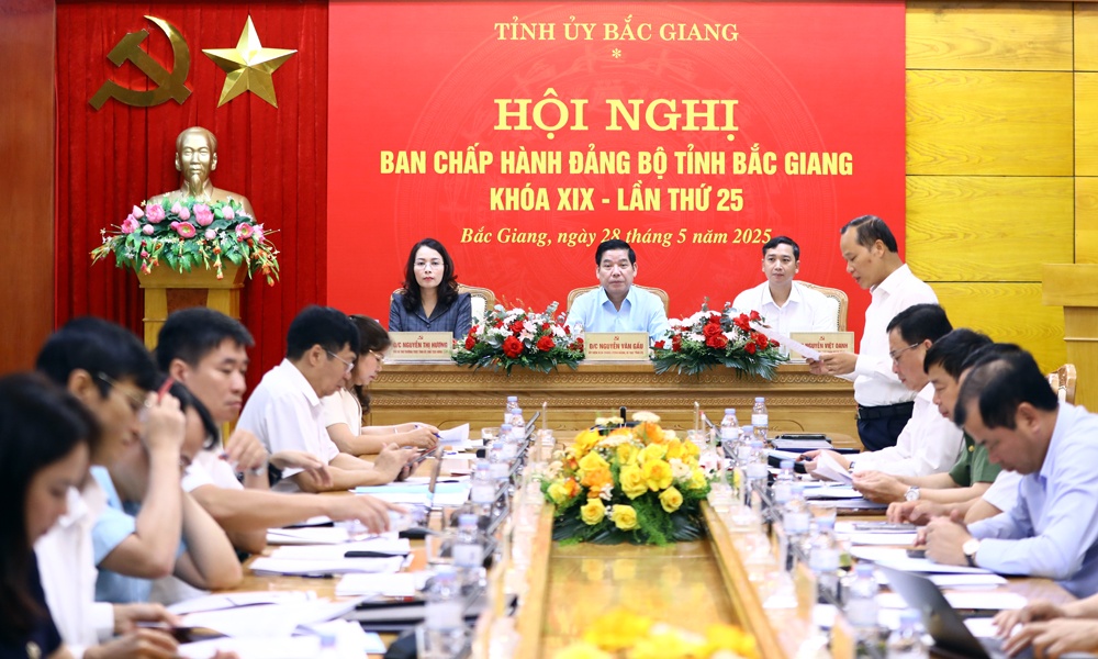 Nêu cao trách nhiệm của người đứng đầu trong sắp xếp, tinh gọn bộ máy|https://daibieunhandan.bacninh.gov.vn/zh_CN/web/ban-noi-chinh-tinh-bac-giang/chi-tiet-tin-tuc/-/asset_publisher/M0UUAFstbTMq/content/neu-cao-trach-nhiem-cua-nguoi-ung-au-trong-sap-xep-tinh-gon-bo-may