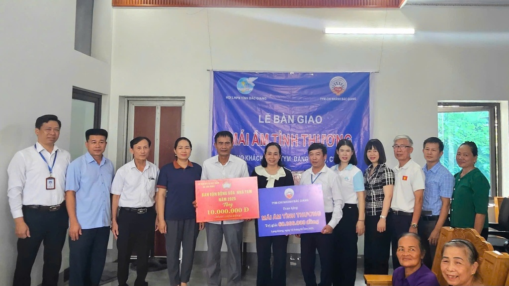 TYM chi nhánh Bắc Giang, tỉnh Bắc Giang phối hợp với Hội LHPN huyện Lạng Giang bàn giao Mái ấm...|https://daibieunhandan.bacninh.gov.vn/en_GB/web/hoi-lien-hiep-phu-nu-bac-giang/chi-tiet-tin-tuc/-/asset_publisher/M0UUAFstbTMq/content/tym-chi-nhanh-bac-giang-tinh-bac-giang-phoi-hop-voi-hoi-lhpn-huyen-lang-giang-ban-giao-mai-am-tinh-thuong-cho-khach-hang-tym