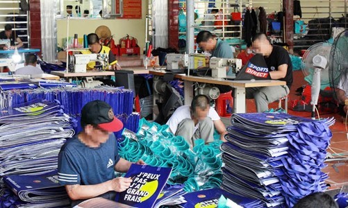 MTTQ phát huy vai trò tuyên truyền, vận động  Nhân dân phòng, chống ma túy và kiểm soát ma túy|https://daibieunhandan.bacninh.gov.vn/ja_JP/web/uy-ban-mat-tran-to-quoc-tinh-bac-giang/chi-tiet-tin-tuc/-/asset_publisher/M0UUAFstbTMq/content/mttq-phat-huy-vai-tro-tuyen-truyen-van-ong-nhan-dan-phong-chong-ma-tuy-va-kiem-soat-ma-tuy