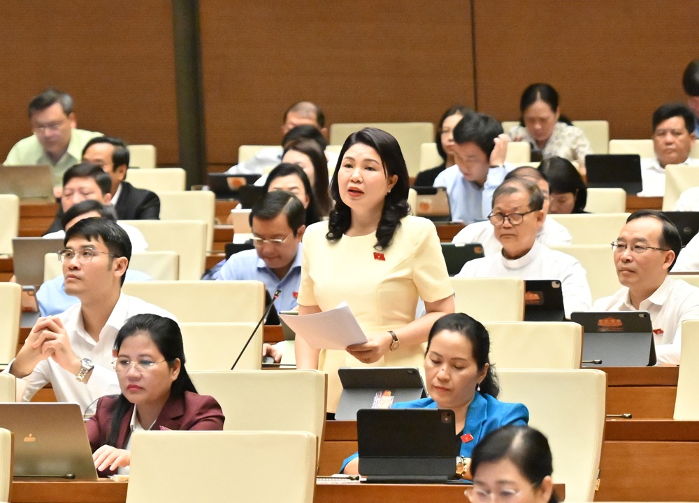 Đại biểu Trần Thị Vân (Đoàn Bắc Ninh): Cần có đột phá về cơ chế, chính sách để văn hóa thực sự...